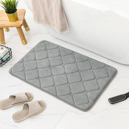 tapis de bain à carreaux gris