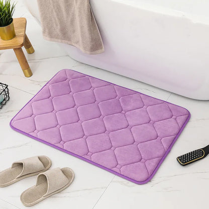 Tapis de bain à carreaux violet