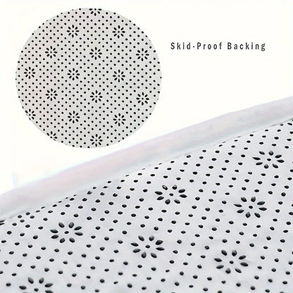Petit tapis de bain ovale moelleux