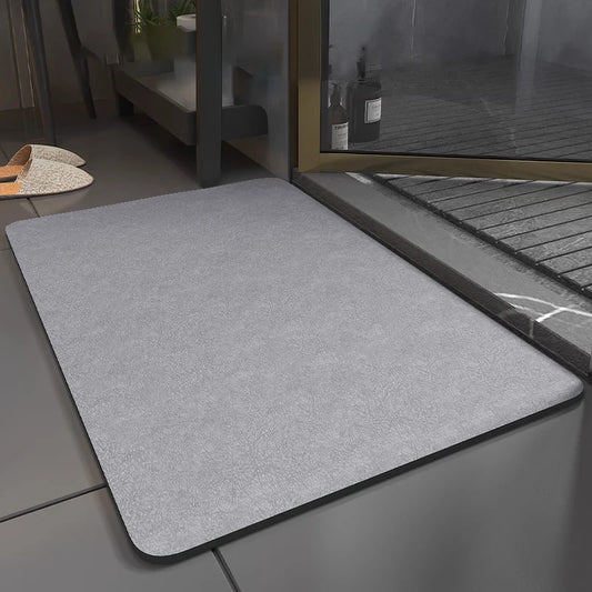 Tapis de bain absorbant gris clair