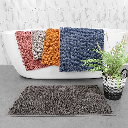 plusieurs tapis de bain antidérapant