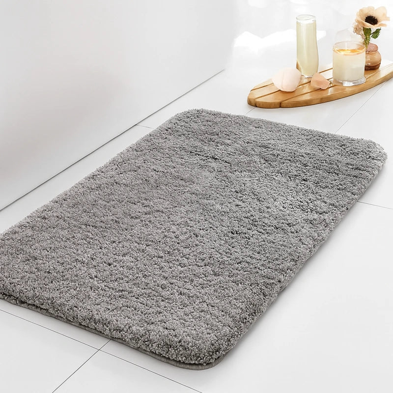 tapis absorbant pour salle de bain gris