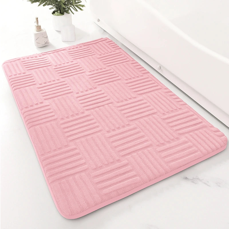 tapis de bain motif carre rose