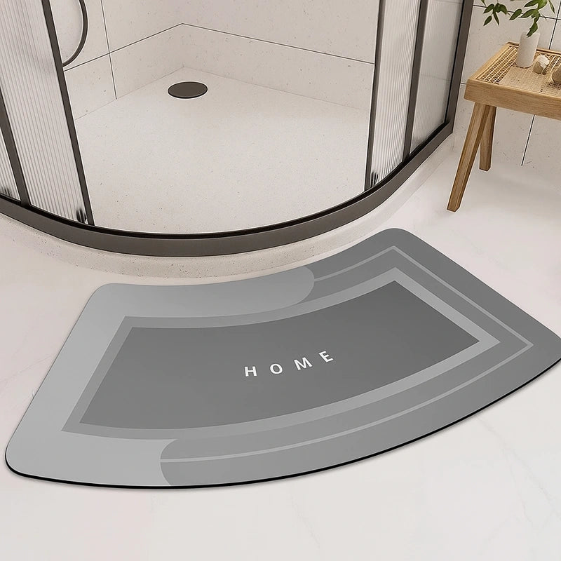tapis de douche en forme demi lune gris
